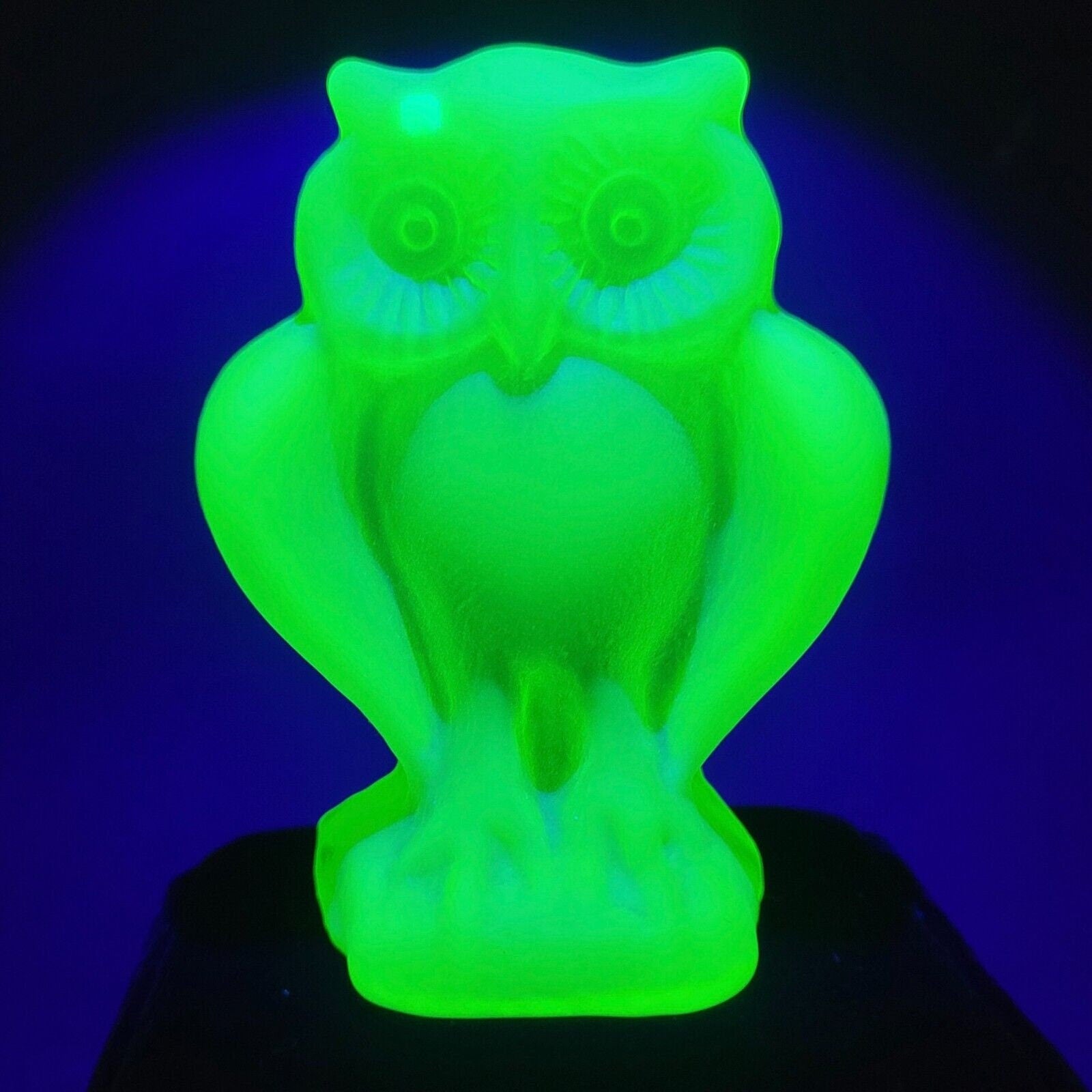 Art Deco Vaseline Yellow Uranium Glass Owl Figurine 3''
