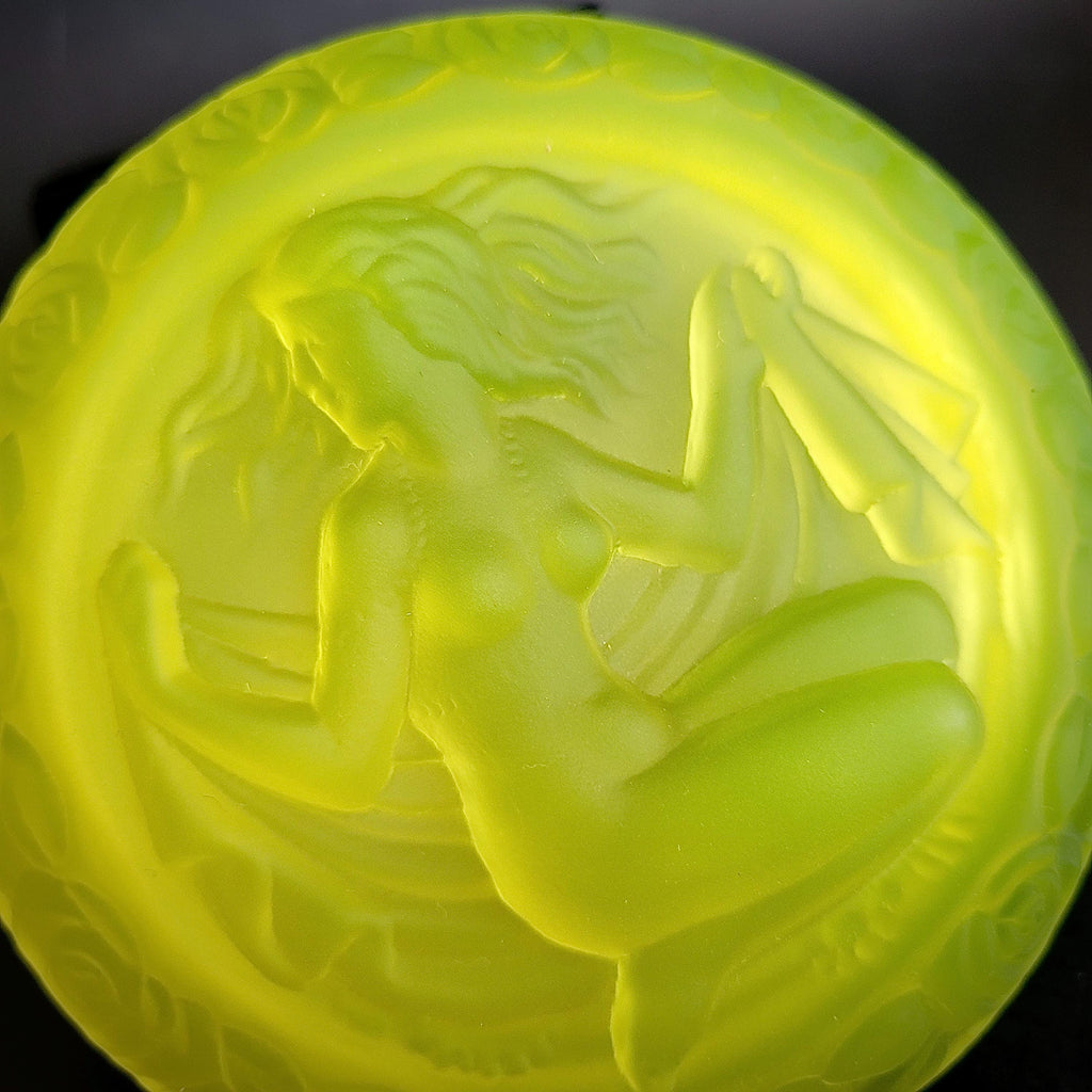 Vaseline Uranium Glass Box Nude Woman Frosty Yellow Matte Jewelry Box