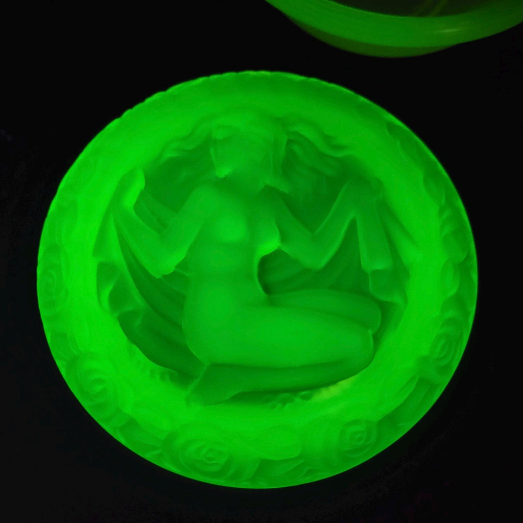 Vaseline Uranium Glass Box Nude Woman Frosty Yellow Matte Jewelry Box
