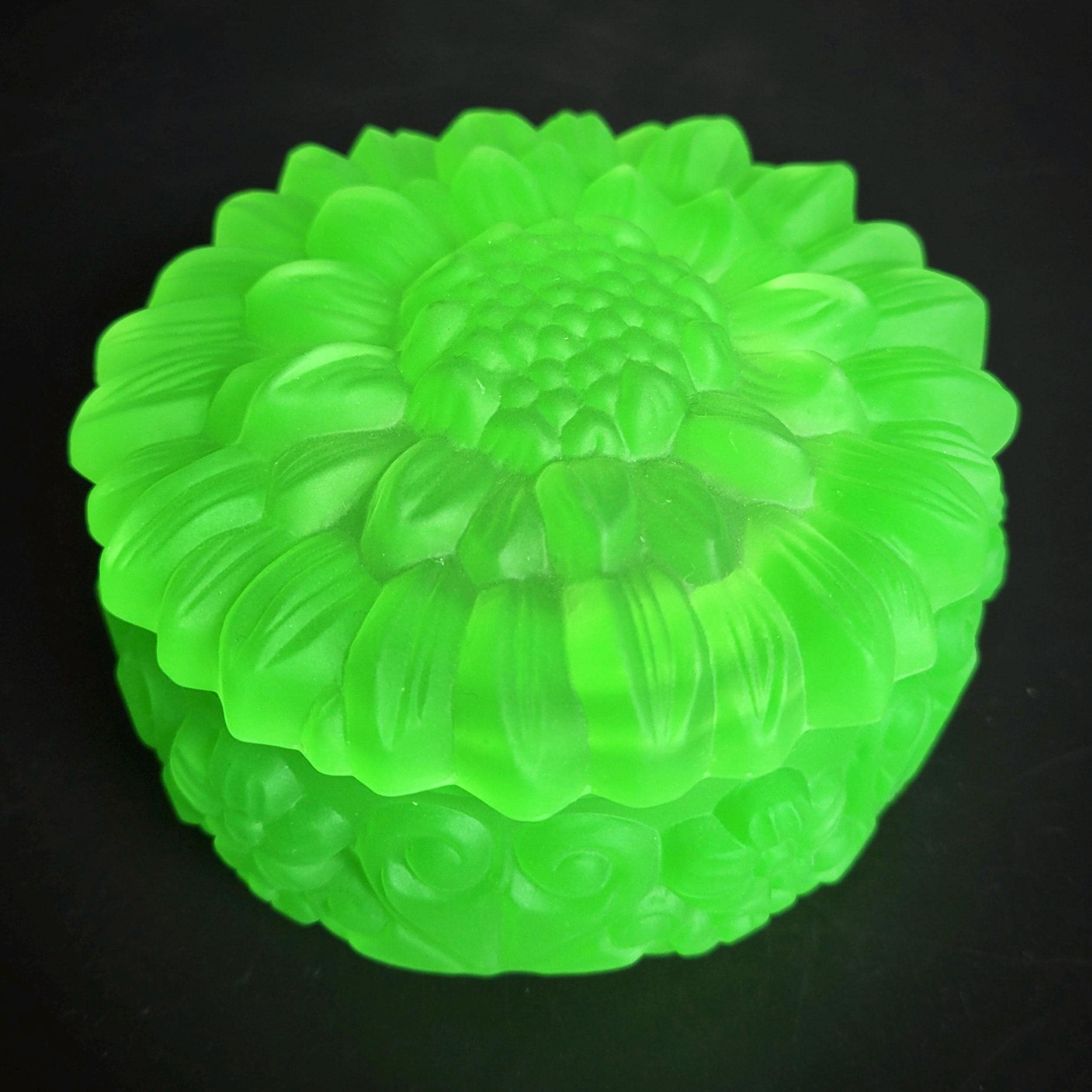 Uranium Glass Trinket Box: Art Deco Vaseline Green Jewelry Holder