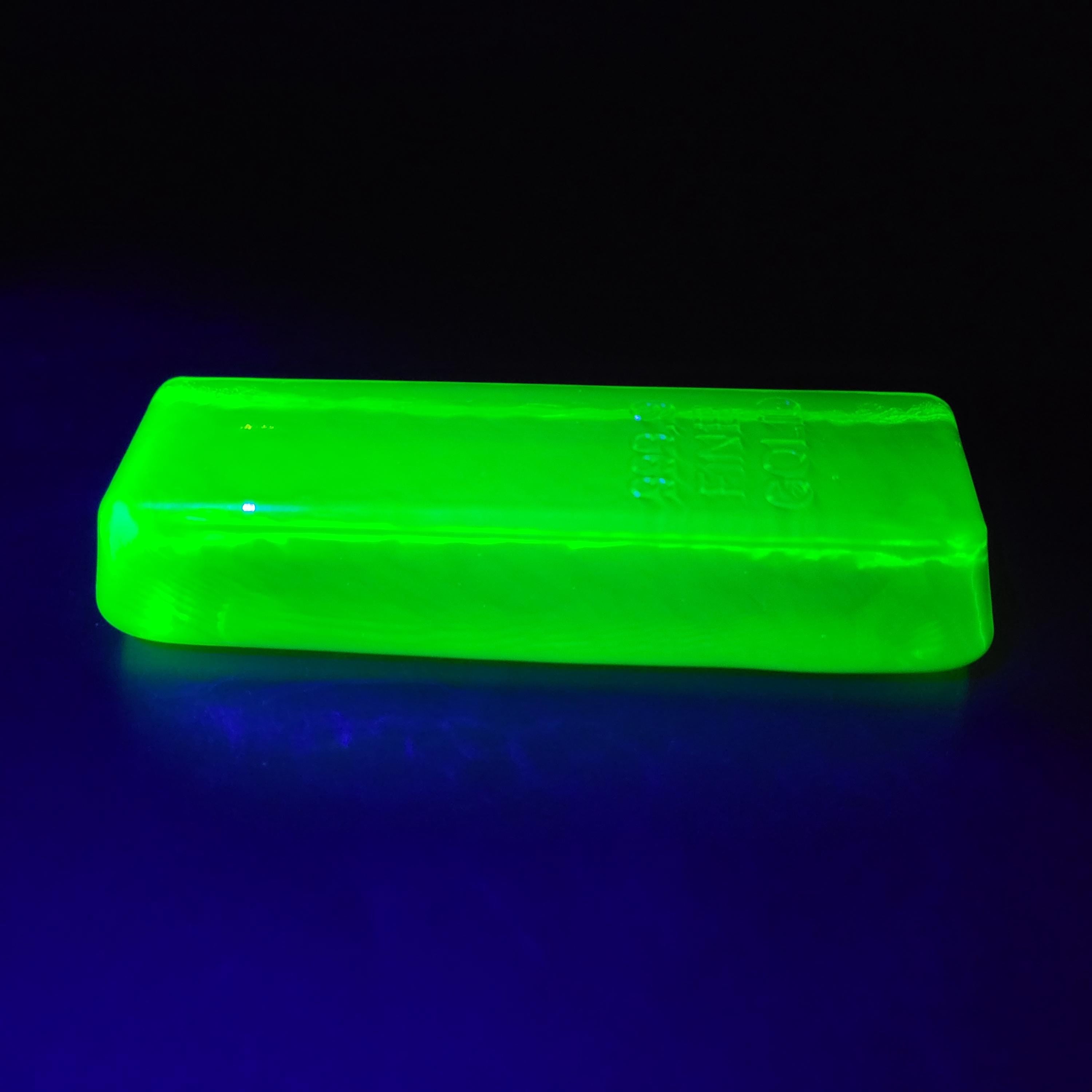 Uranium Yellow Glass Ingot "Fine Gold 999" Vaseline Glass Figurine Bar