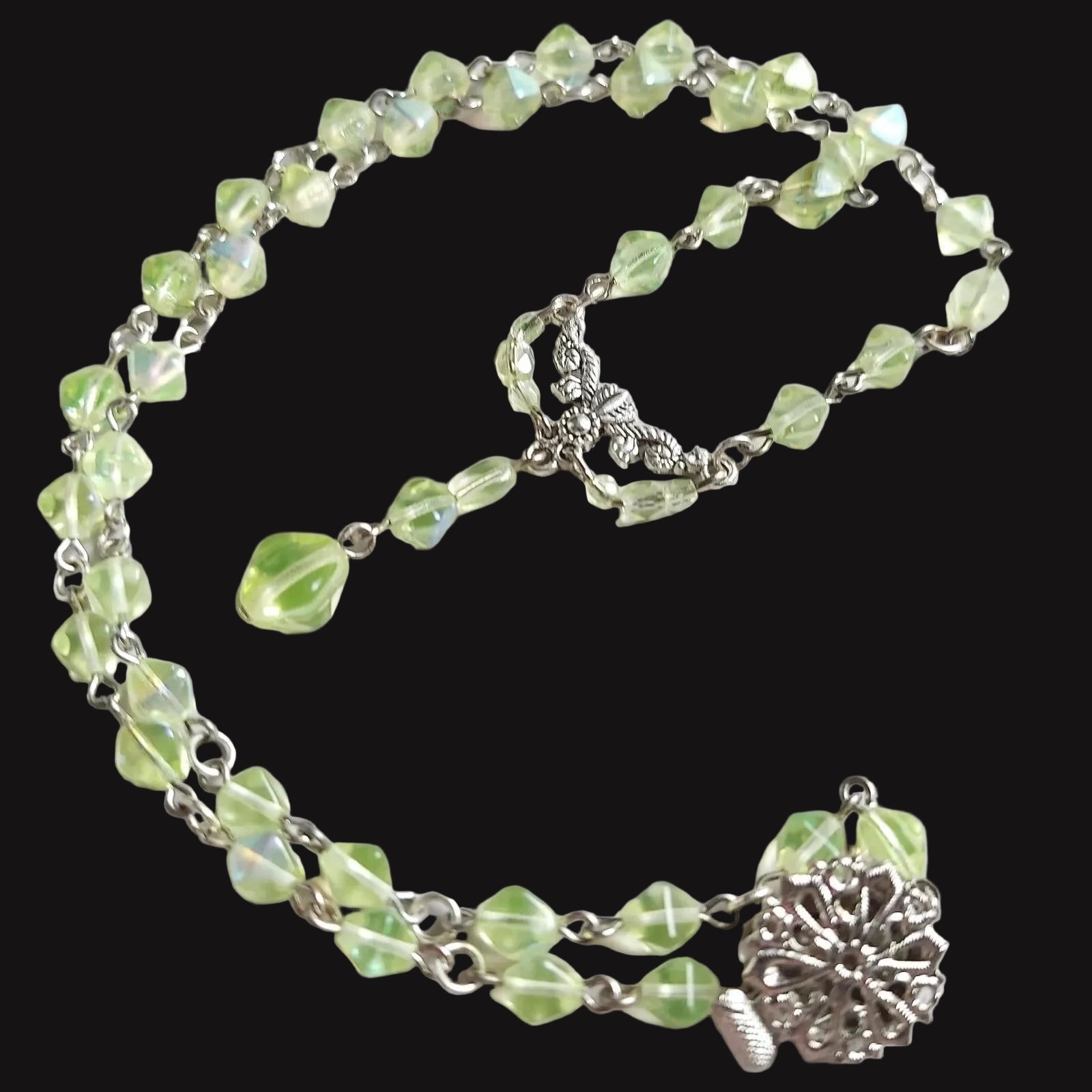 Vaseline Yellow Glass Necklace 21'' Uranium Vintage Czech Beads