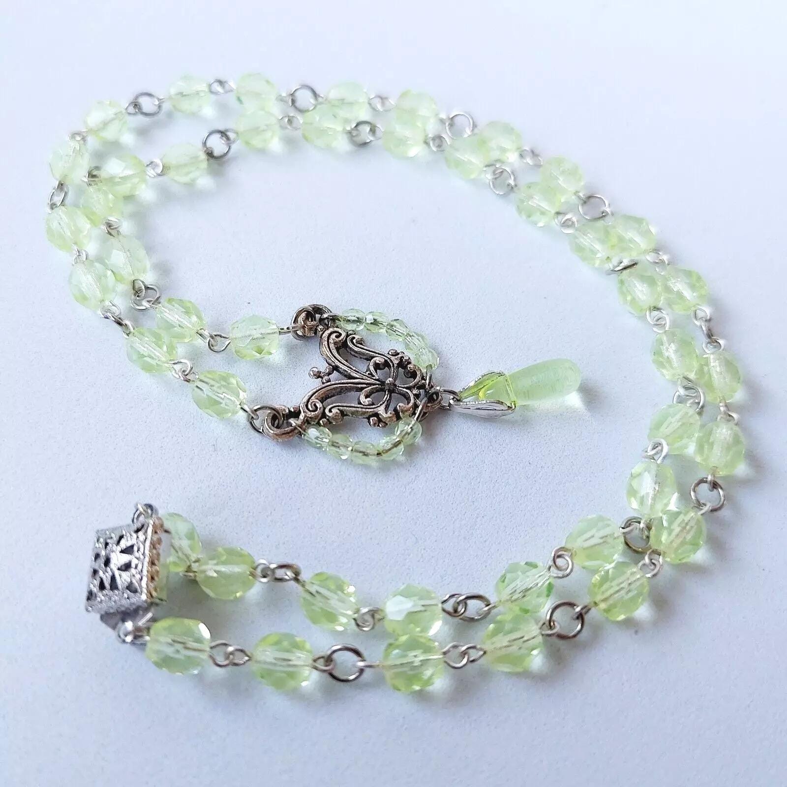 Uranium Glass Necklace Beaded Vaseline Glass Czech Women‘s Jewelry