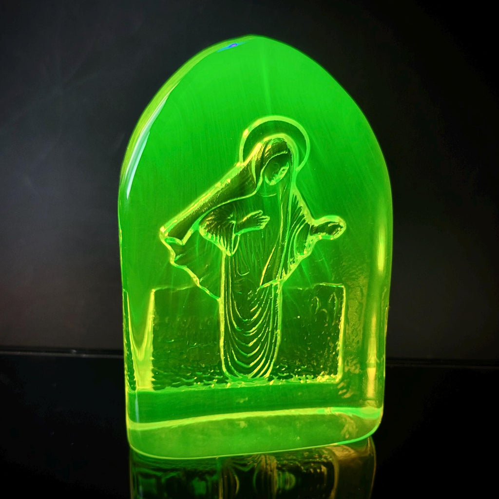 Uranium Glass Virgin Mary Figurine: Art Deco Vaseline Glass Collectible