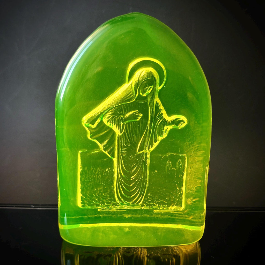 Uranium Glass Virgin Mary Figurine: Art Deco Vaseline Glass Collectible