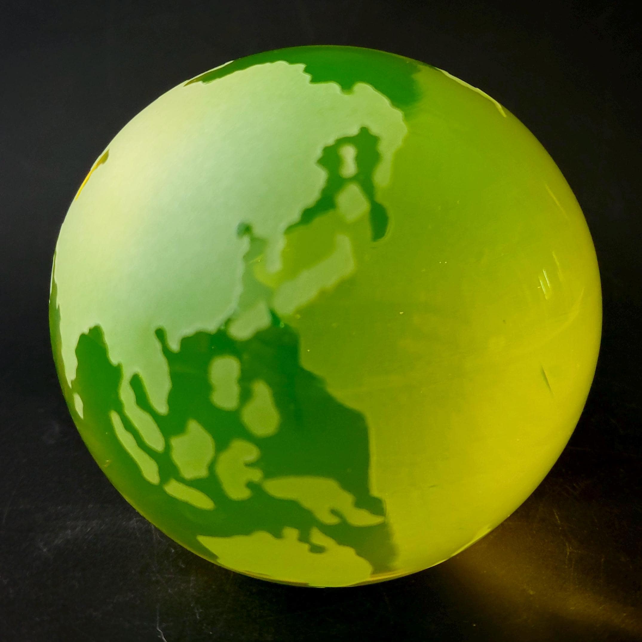 Vaseline Small Sphere Globe 40mm Paperweight Uranium Yellow Glass