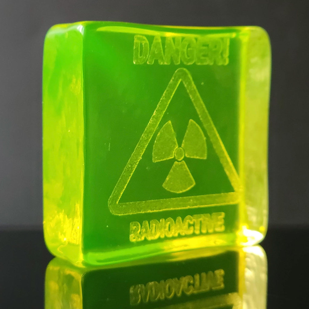 Vaseline Uranium Glass Block Tile Glass Statue Figurine Square 50x50mm
