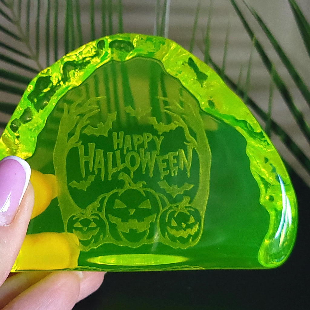 Vaseline Glass Figurine Uranium Yellow Statue Art Deco Collectible Halloween