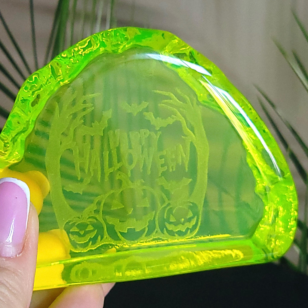 Uranium Glass Figurine Halloween Design Vaseline Yellow Glass Statue